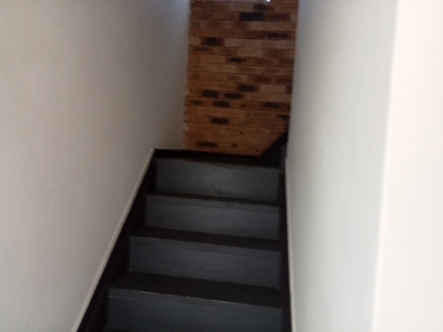 To Let 1 Bedroom Property for Rent in Parklands Western Cape